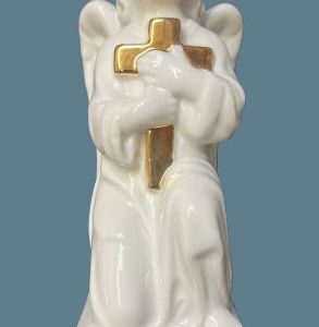 No. 312A - 7” Angel looking up – gilt and glazed
