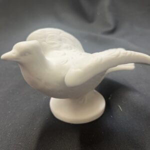 No. 697 – Dove on a base 6” – plain
